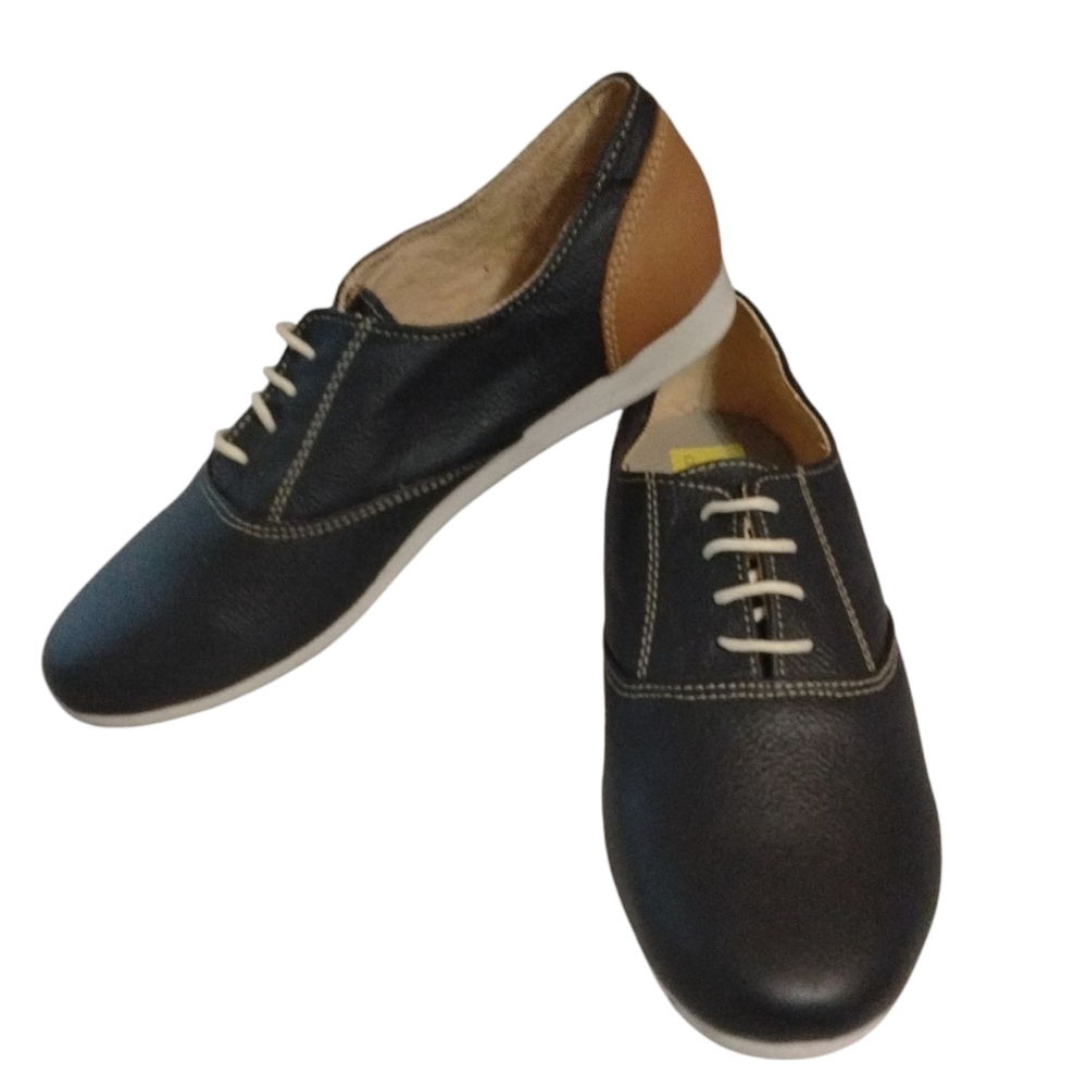 NEW Charleston Shoe Company Lace Up Shoes Women's Navy Blue Flats Size 7